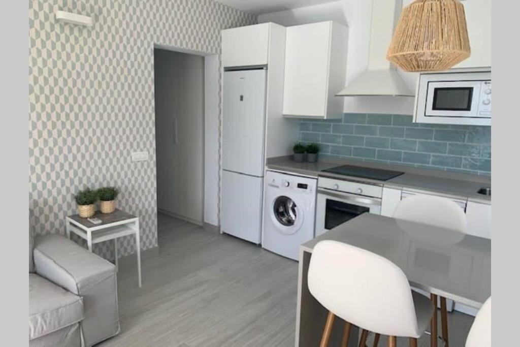 Renovated 2 Bedroom Bungalow In Playa Del Ingles Маспаломас Екстериор снимка