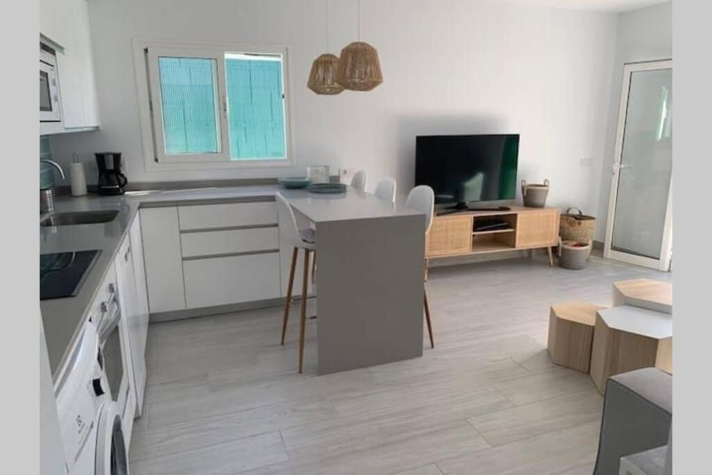 Renovated 2 Bedroom Bungalow In Playa Del Ingles Маспаломас Екстериор снимка