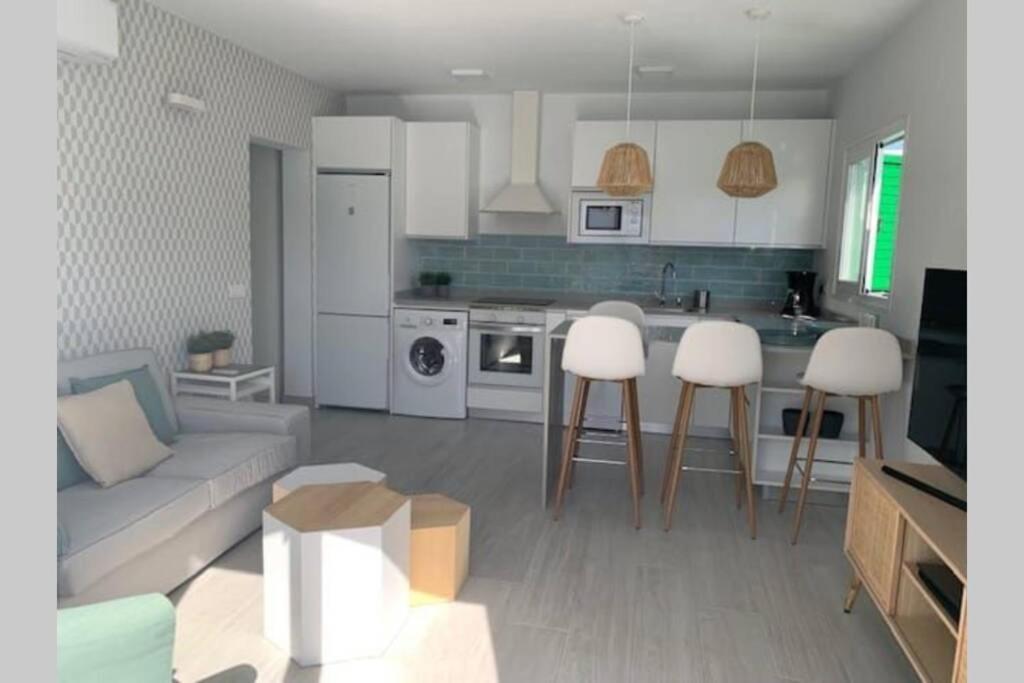 Renovated 2 Bedroom Bungalow In Playa Del Ingles Маспаломас Екстериор снимка